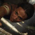 Tomb Raider blu-ray en dvd-winactie Lara valt