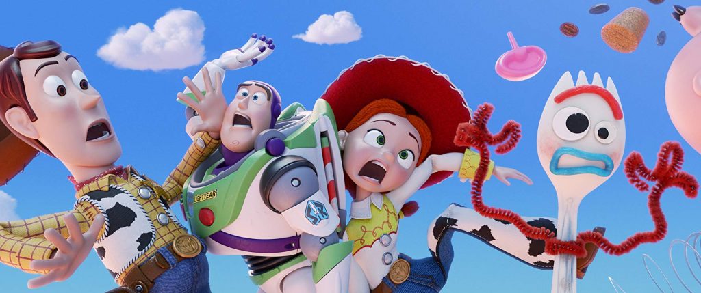 Toy Story 4 poppen in de lucht