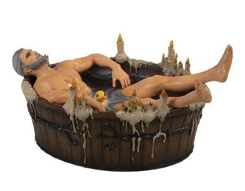 Modern Myths Merchandise – The Witcher - Geralt in bath statuette