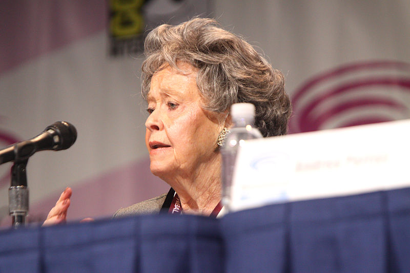 The Conjuring Universe - Lorraine Warren speaking at the 2013 WonderCon at the Anaheim Convention Center in Anaheim, California - Foto Gage Skidmore