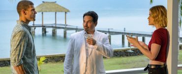 Fantasy Island - Michael Peña uitsnede