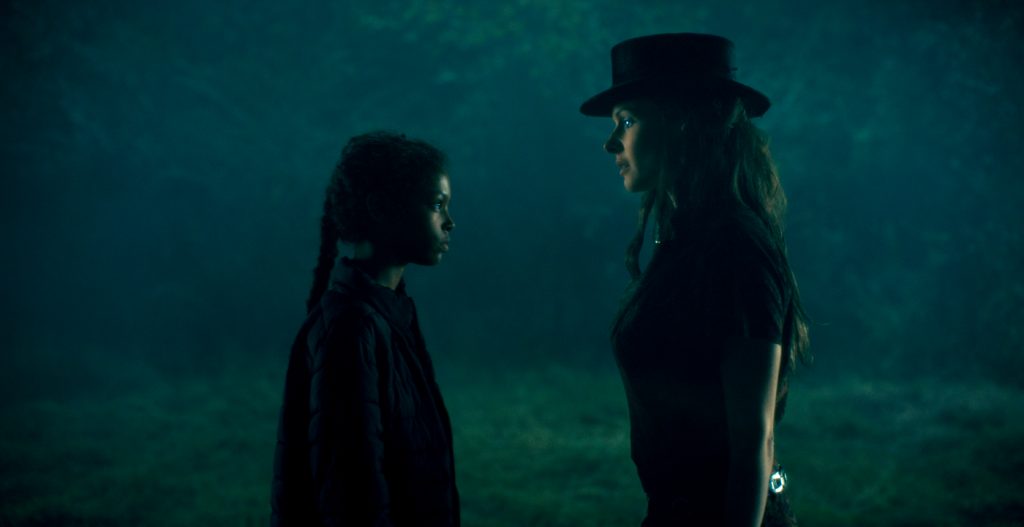 Doctor Sleep UHD - Kyliegh Curran en Rebecca Ferguson