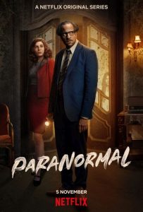 Paranormal recensie - poster