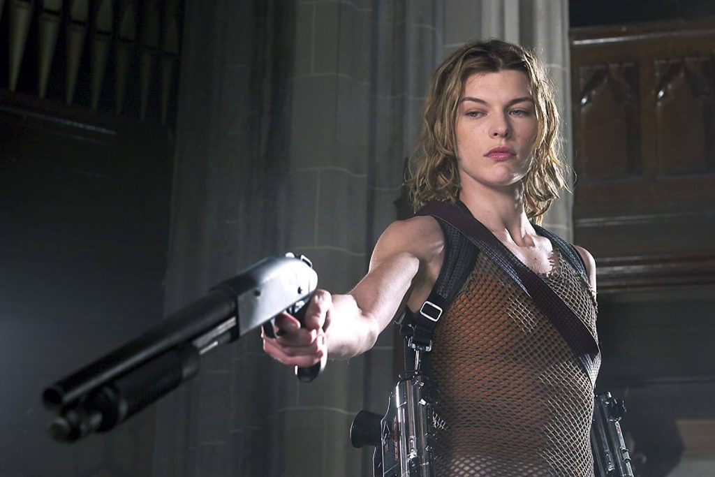 Milla Jovovich in Resident Evil Apocalypse
