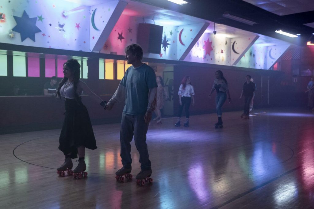 Greg en Isabel op de skatebaan