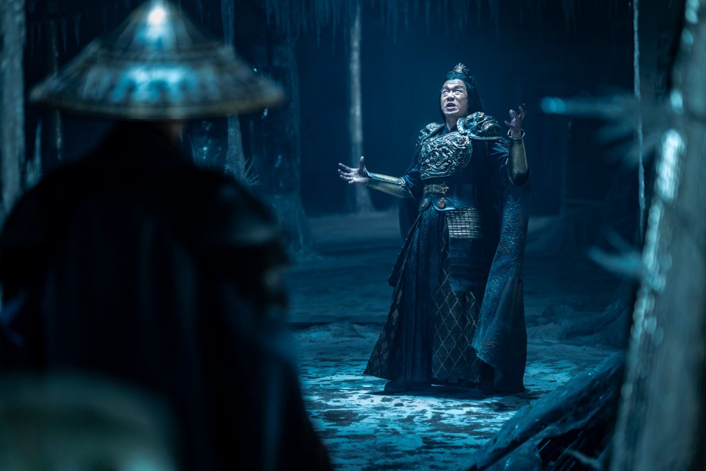 Mortal Kombat recensie - Chin Han als Shang Tsung