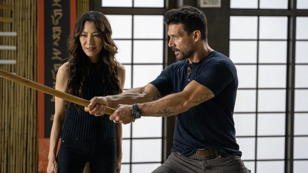 Boss Level recensie - Michelle Yeoh en Frank Grillo