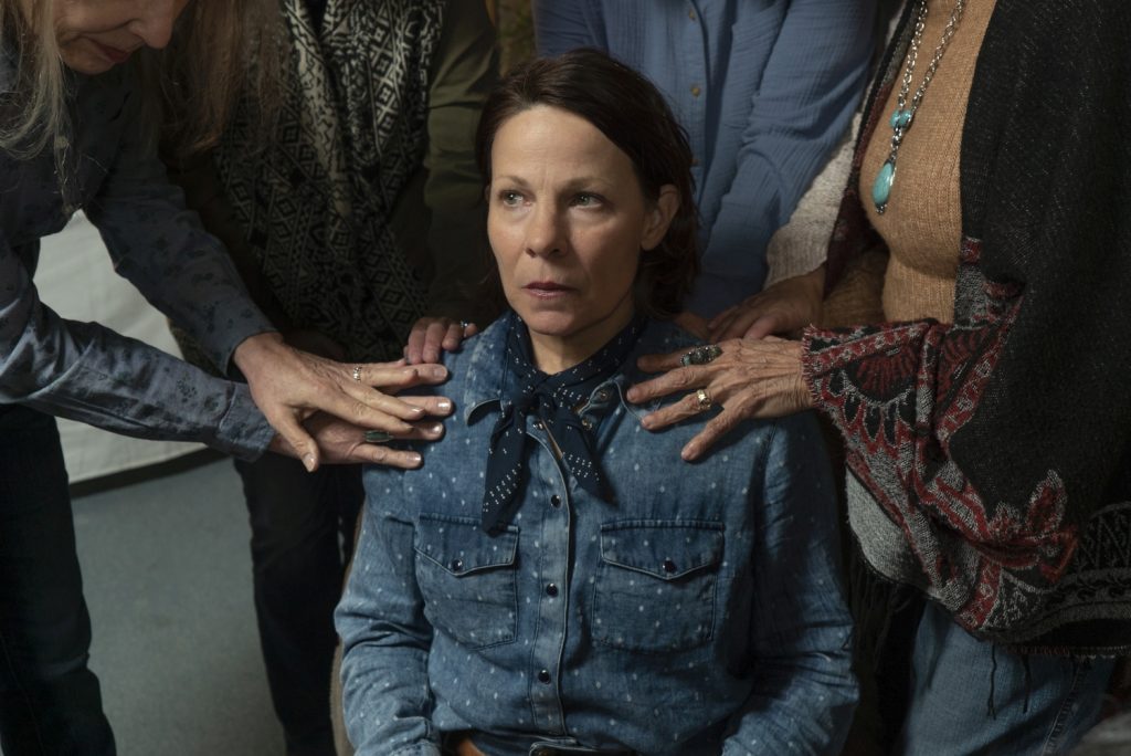 Lili Taylor als Cecilia Abbott