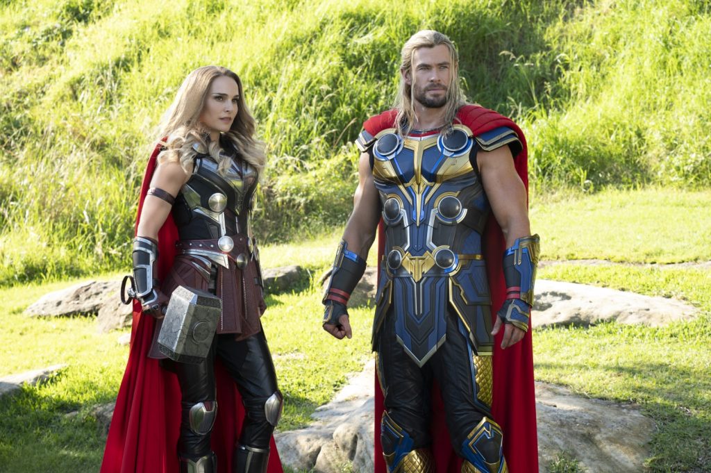 Natalie Portman en Chris Hemsworth in Thor: Love and Thunder