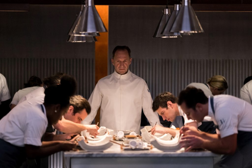 Ralph Fiennes als Chef Slowik