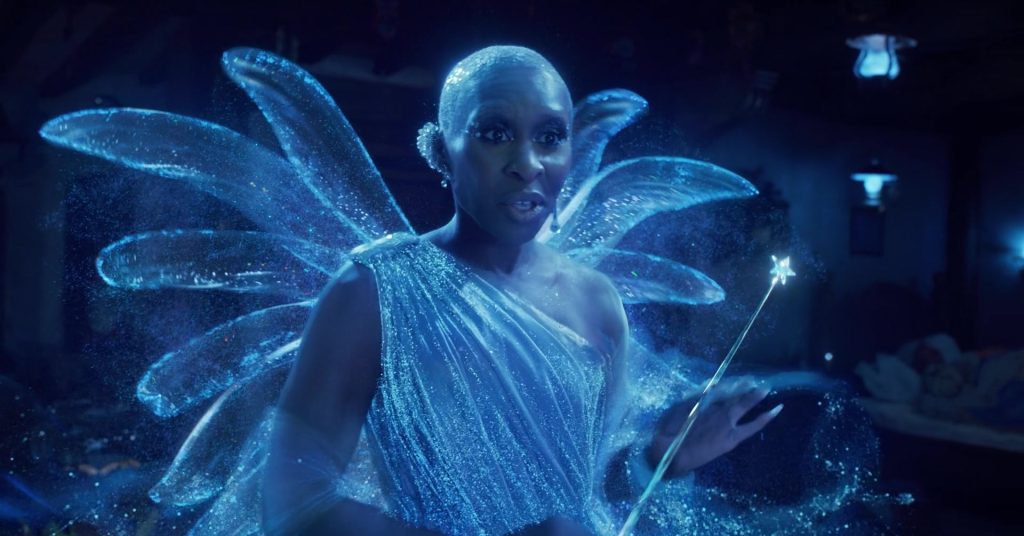 Cynthia Erivo als Blue Fairy