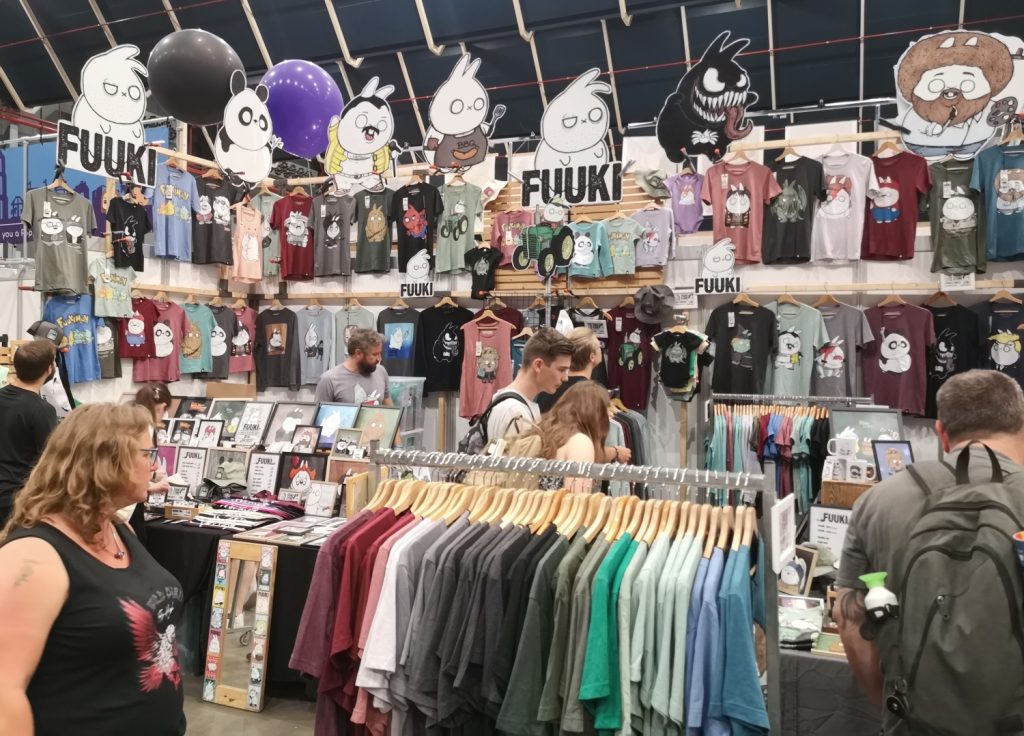 Dutch Comic Con 2023 Summer Edition reportage - merchandise shirts