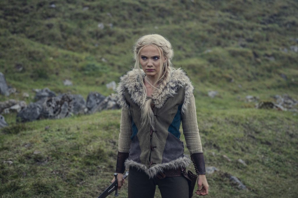 Freya Allan als Ciri in The Witcher 3