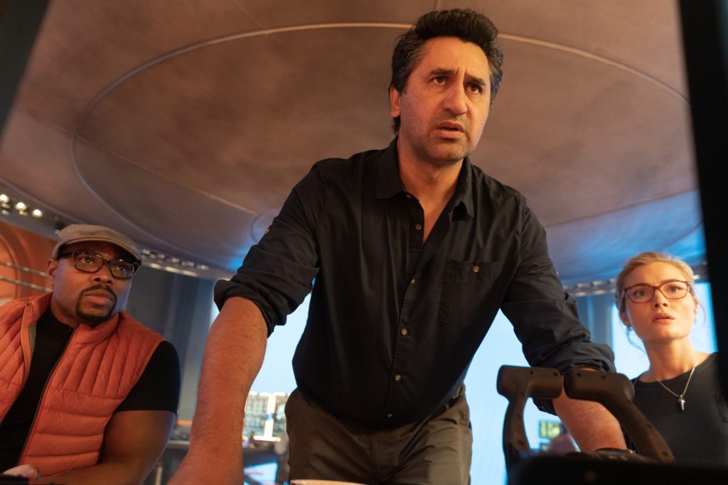 Cliff Curtis als Mac in Meg 2