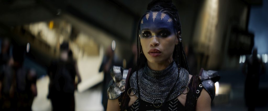 Rebel Moon: A Child of Fire recensie - Cleopatra Coleman als Devra Bloodaxe