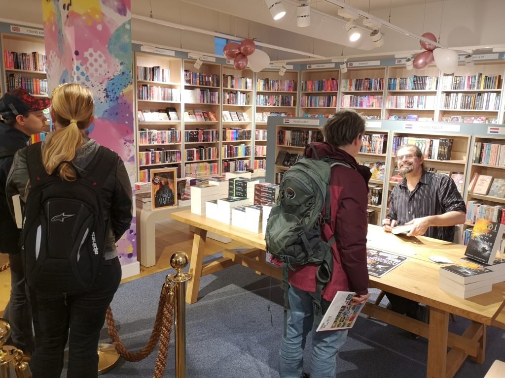 Adrian Tchaikovsky signeert in Scheltema Amsterdam - 9 februari 2024