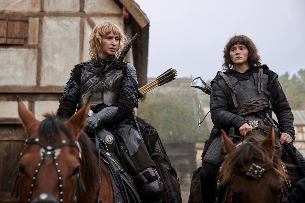 Vera Vitali als Cappa en Agnes Rase als Smavis