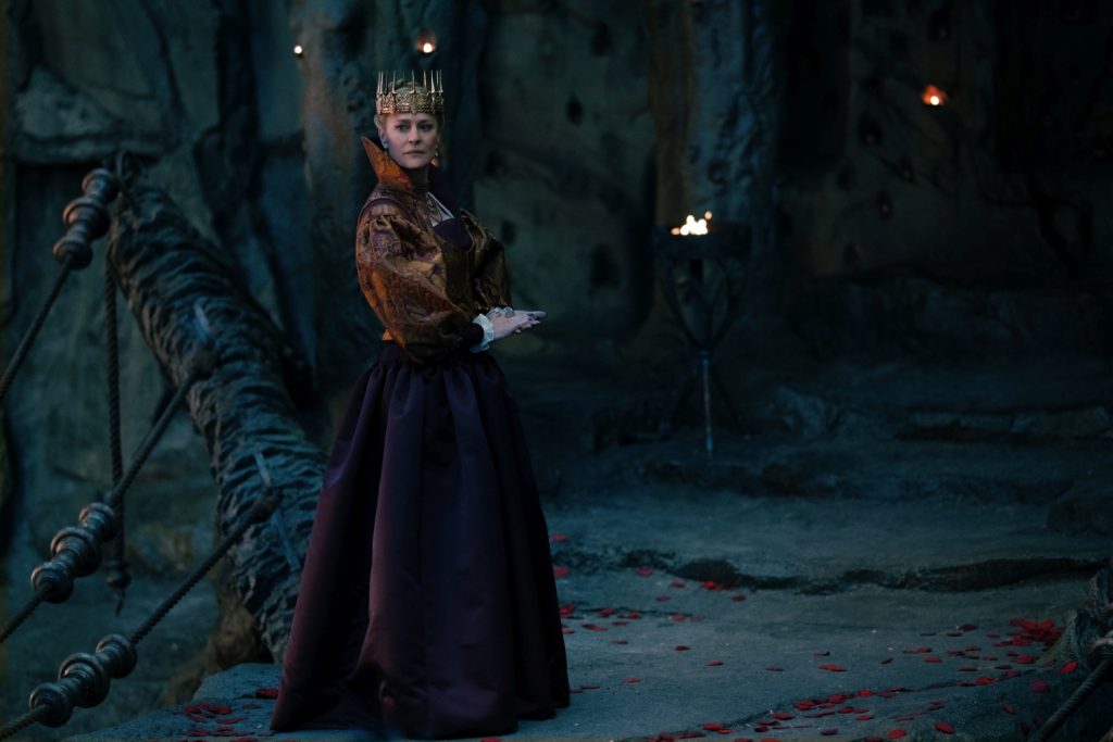 Robin Wright als Queen Isabelle
