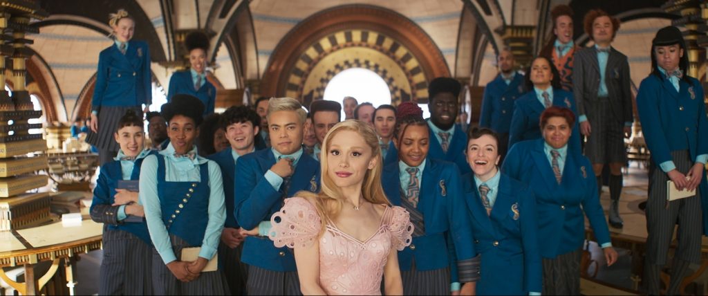 Ariana Grande als Glinda in Wicked