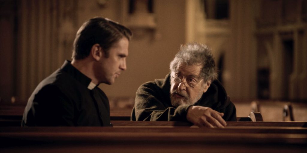 Al Pacino en Dan Stevens winactie
